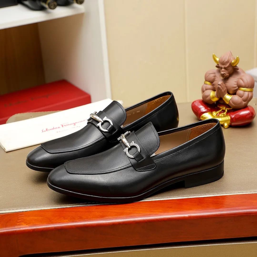 Men's shoes 💰600 🕷🕷🐂【Ferragamo】 Popular fashionable casual shoes🇨🇳Official website counter 1:1 production, original mold opening💯Good quality can be seen, imported high-end first-layer pebbled calfskin, water-dyed🐂leather lining🌿very clear texture, high-quality waterproof, non-slip and wear-resistant outsole🎋high quality and low price, truly handmade🍓, 7 colors available! Code number 38-44 (45. To be customized)